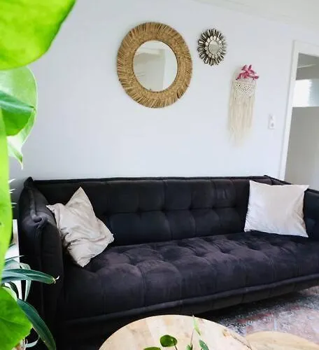 Tiny House Aan Zee Holiday home